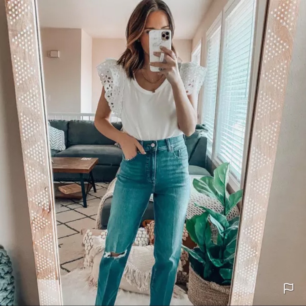 Express High Waisted boyfriend jeans NWT